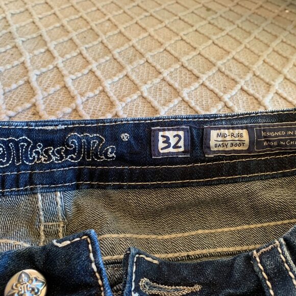 Miss Me bootcut jeans with Embellished pockets - Picture 3 of 5